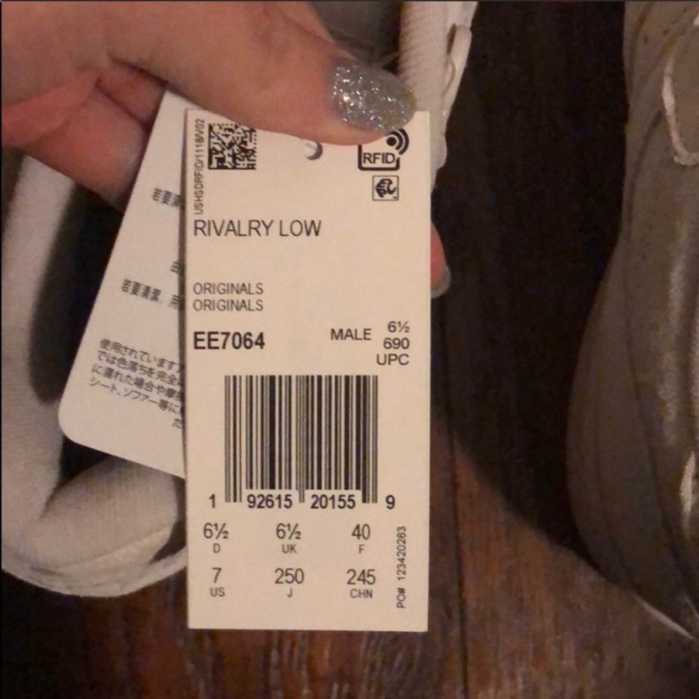 Adidas Rivalry Sneakers - Picture 2 of 3